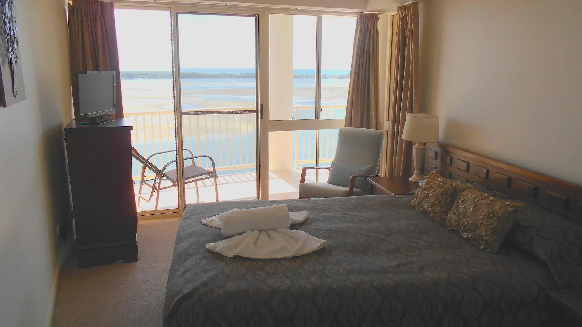 Riviere On Golden Beach Caloundra