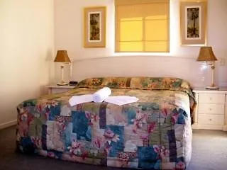 Aparthotel Riviere On Golden Beach Caloundra