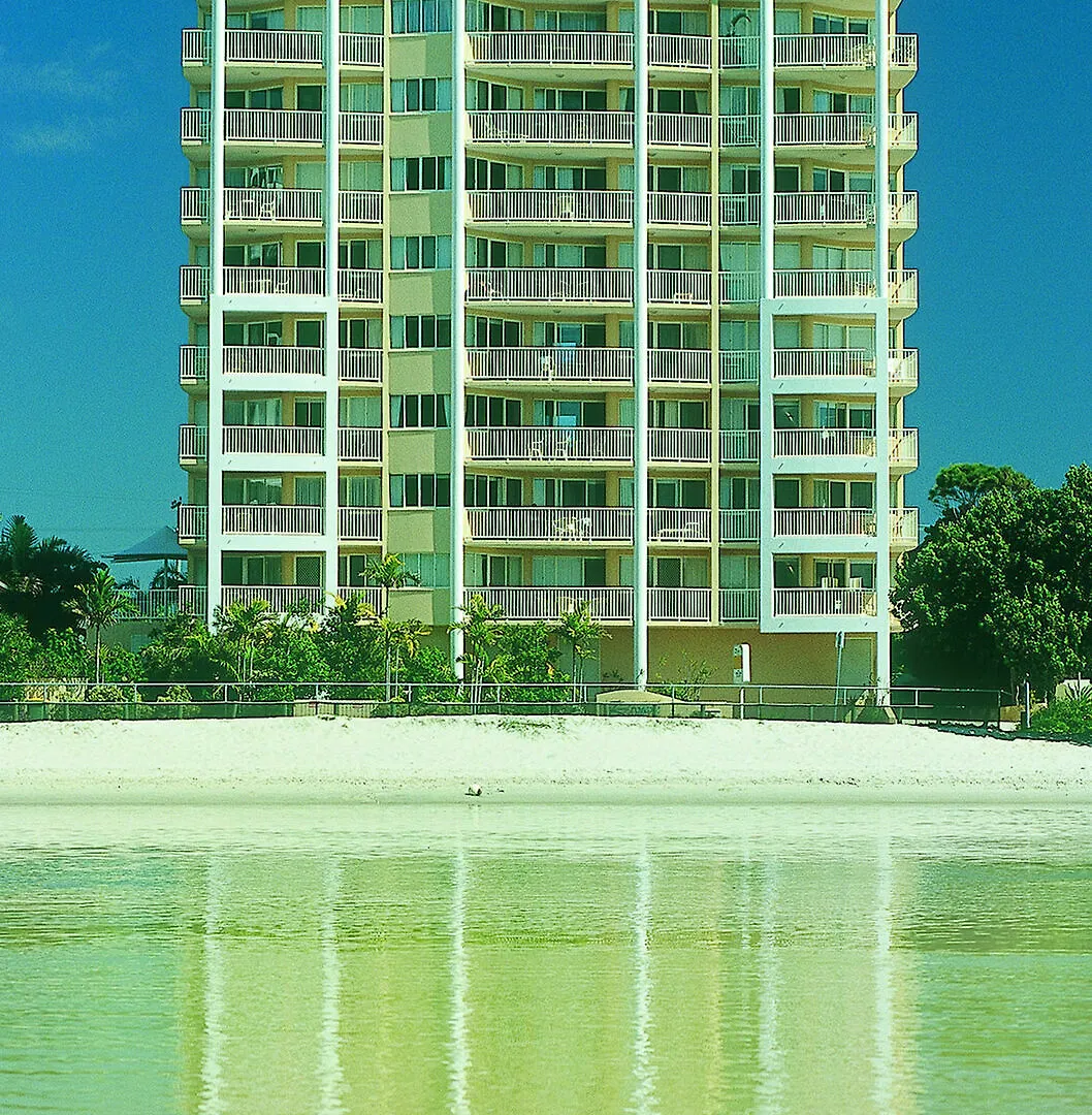 Riviere On Golden Beach Caloundra Aparthotel