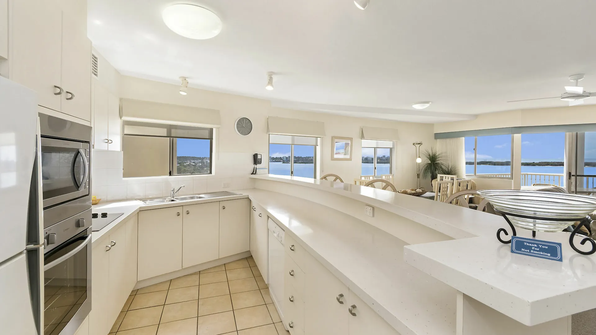 Riviere On Golden Beach Caloundra Aparthotel