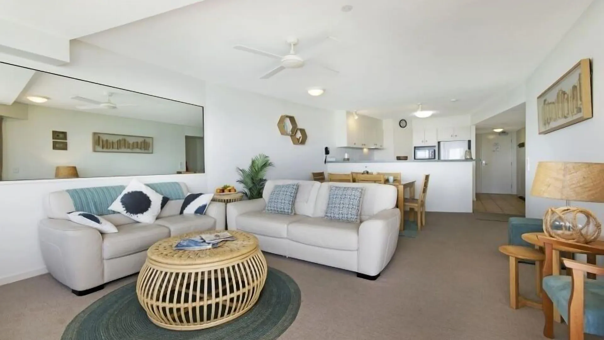 Aparthotel Riviere On Golden Beach Caloundra
