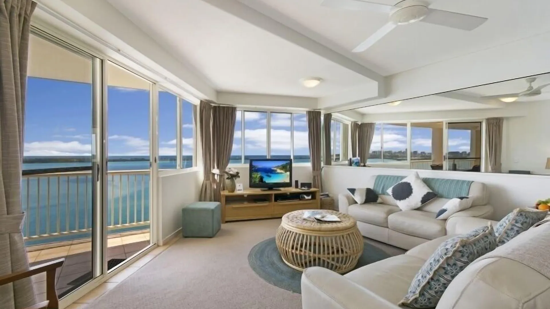 Riviere On Golden Beach Caloundra Australia