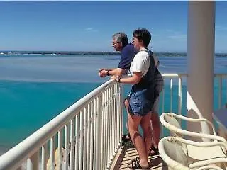 Aparthotel Riviere On Golden Beach Caloundra
